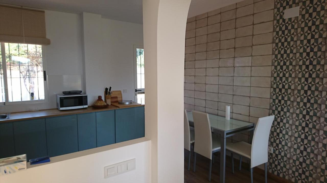 Guesthouse En Coveta Fuma- El Campello Bagian luar foto