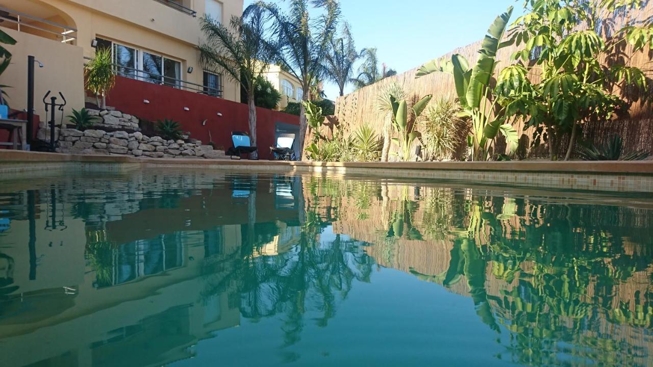 Guesthouse En Coveta Fuma- El Campello Bagian luar foto